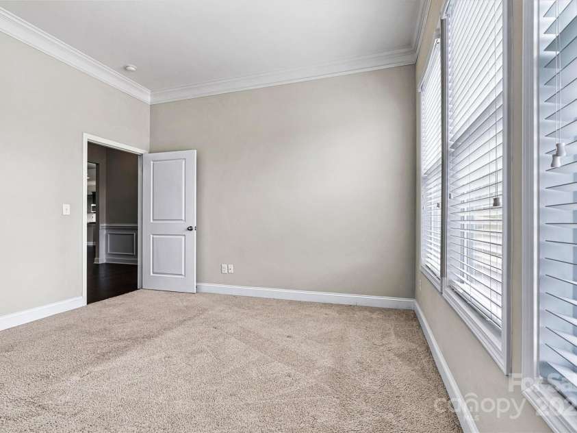 7850 Fountaingrass Lane, Sherrills Ford, NC 28673.  MLS# CAR4242529, YatesRealty ID 19413. 