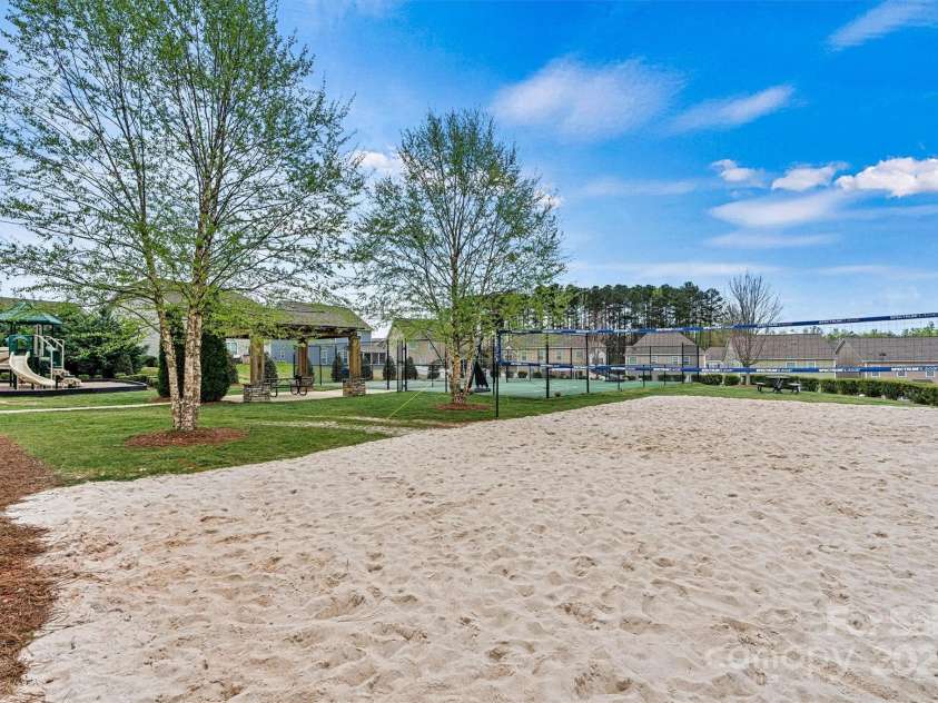 7850 Fountaingrass Lane, Sherrills Ford, NC 28673.  MLS# CAR4242529, YatesRealty ID 19413. Recreation Courts