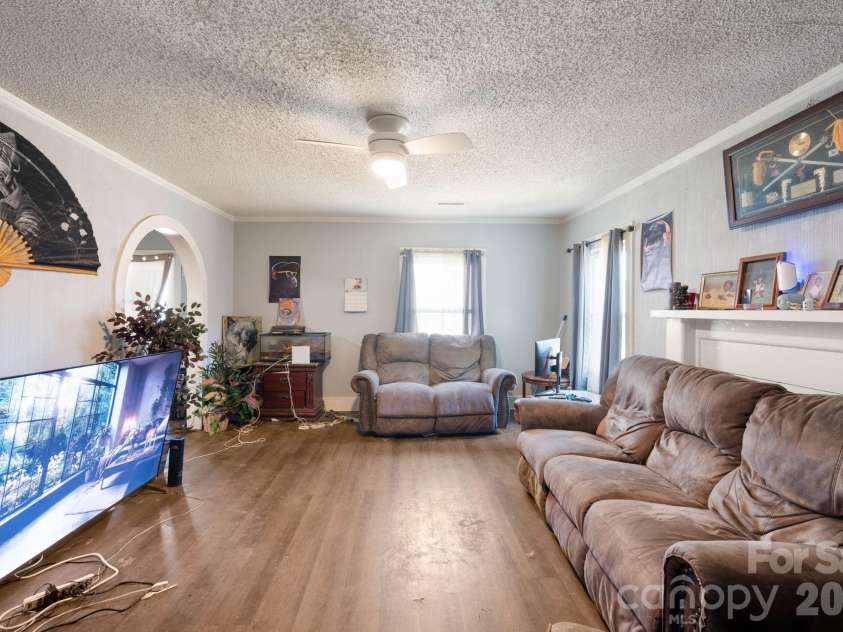 136 Broadway Street, Forest City, NC 28043.  MLS# CAR4373140, YatesRealty ID 19414. 