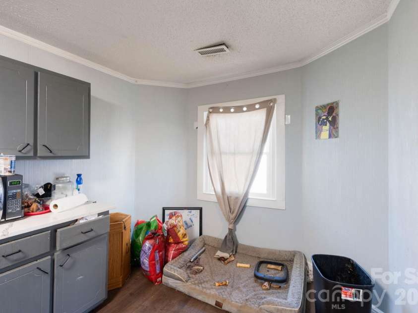 136 Broadway Street, Forest City, NC 28043.  MLS# CAR4373140, YatesRealty ID 19414. 