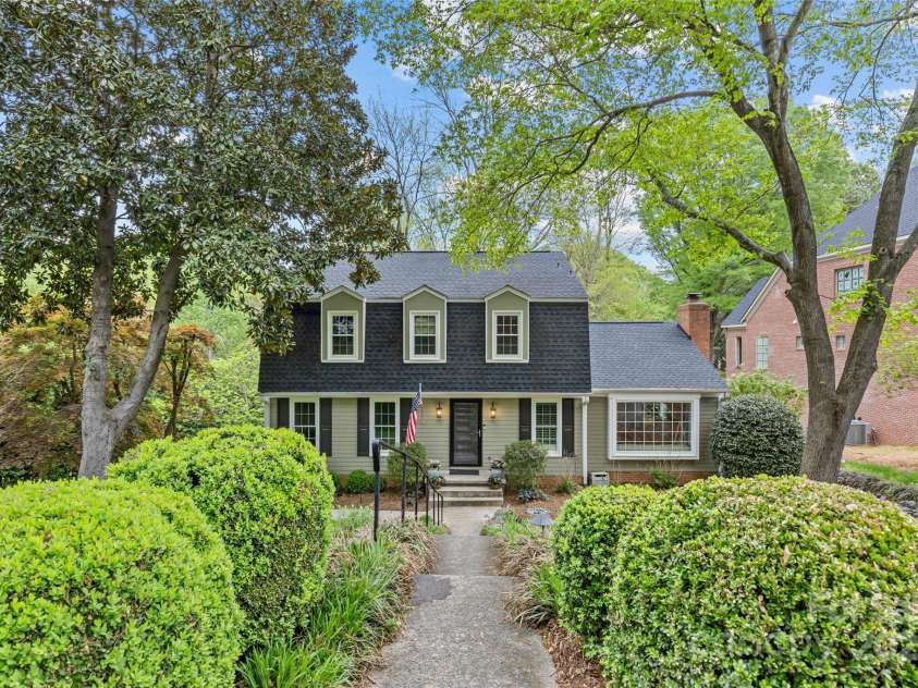 2418 Ainsdale Road, Charlotte, NC 28226.  MLS# CAR4289180, YatesRealty ID 19414. 