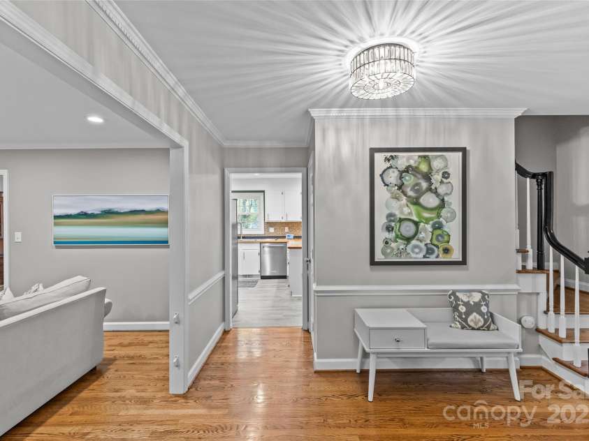 2418 Ainsdale Road, Charlotte, NC 28226.  MLS# CAR4289180, YatesRealty ID 19414. 