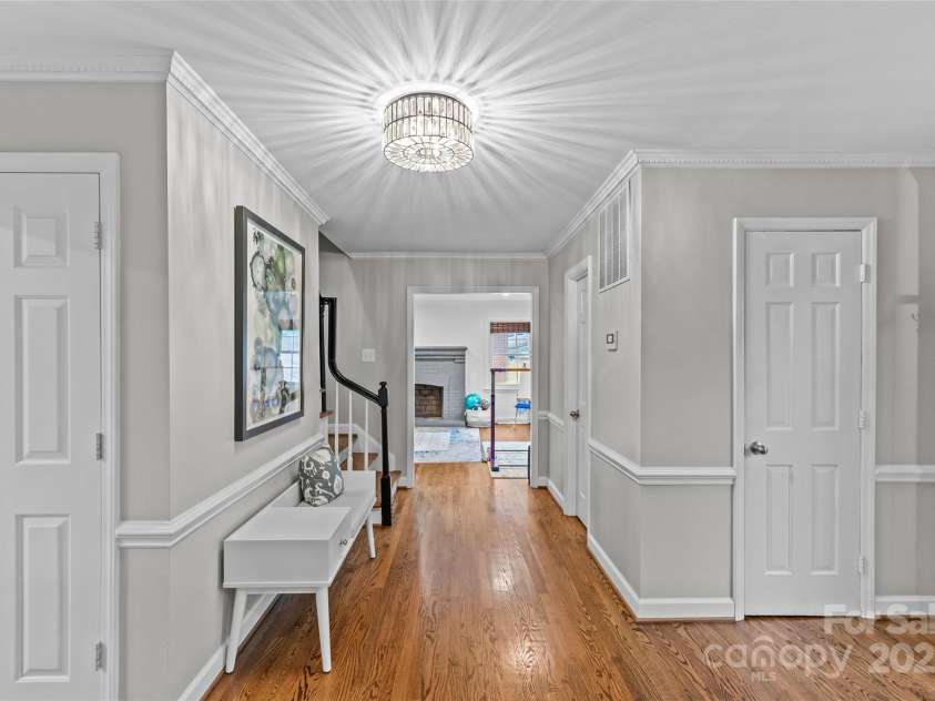 2418 Ainsdale Road, Charlotte, NC 28226.  MLS# CAR4289180, YatesRealty ID 19414. 