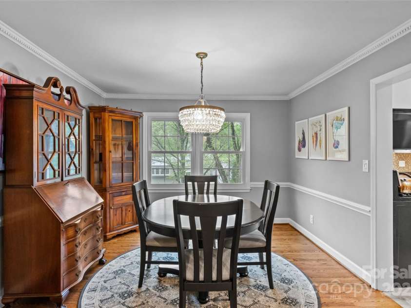 2418 Ainsdale Road, Charlotte, NC 28226.  MLS# CAR4289180, YatesRealty ID 19414. 
