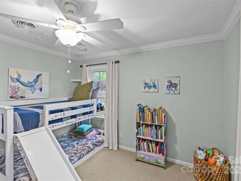 2418 Ainsdale Road, Charlotte, NC 28226.  MLS# CAR4289180, YatesRealty ID 19414. 