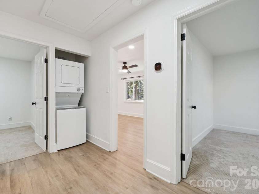 5423 Lantana Avenue, Charlotte, NC 28212.  MLS# CAR4376686, YatesRealty ID 19415. 