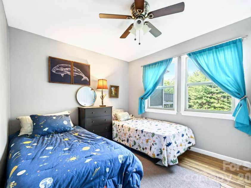 126 Maney Avenue, Asheville, NC 28804.  MLS# CAR4377780, YatesRealty ID 19416. Basement bedroom 1