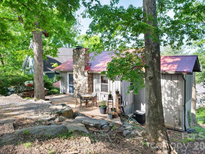 126 Maney Avenue, Asheville, NC 28804.  MLS# CAR4377780, YatesRealty ID 19416. Cozy front porch