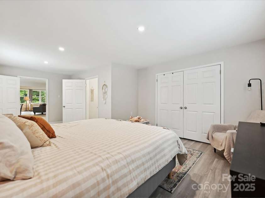 136 Gable Road, Mooresville, NC 28115.  MLS# CAR4260868, YatesRealty ID 19417. 