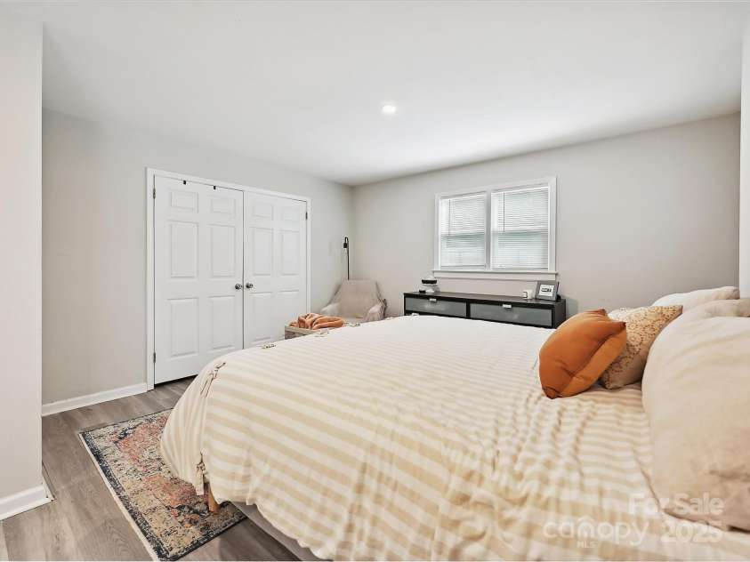 136 Gable Road, Mooresville, NC 28115.  MLS# CAR4260868, YatesRealty ID 19417. 
