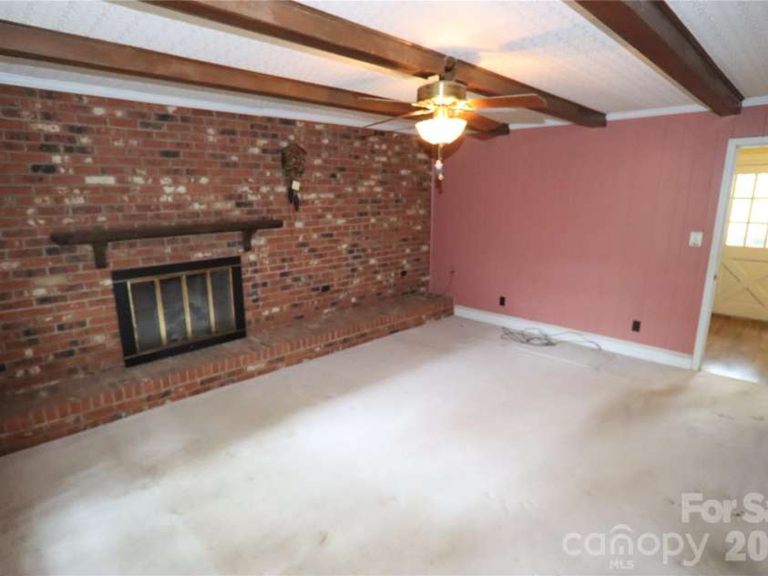 607 Willow Lane, Harrisburg, NC 28075.  MLS# CAR4358680, YatesRealty ID 19417. 