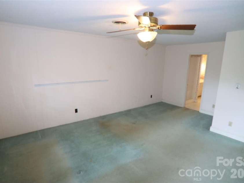 607 Willow Lane, Harrisburg, NC 28075.  MLS# CAR4358680, YatesRealty ID 19417. 