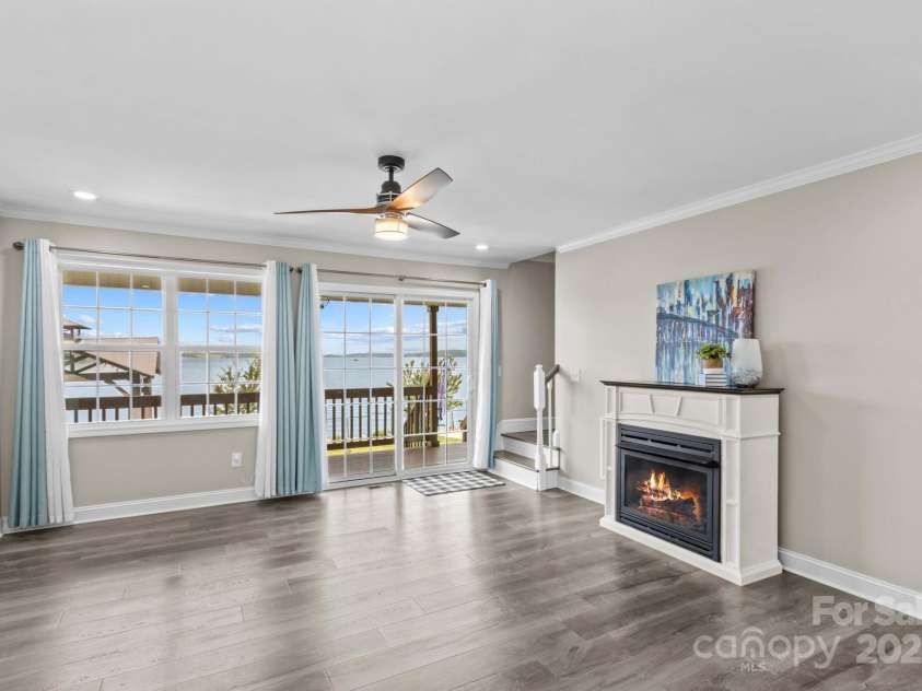 270 Yachtsman Drive, Salisbury, NC 28146.  MLS# CAR4265159, YatesRealty ID 19418. 