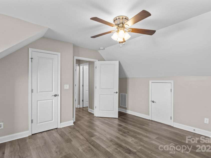 270 Yachtsman Drive, Salisbury, NC 28146.  MLS# CAR4265159, YatesRealty ID 19418. 