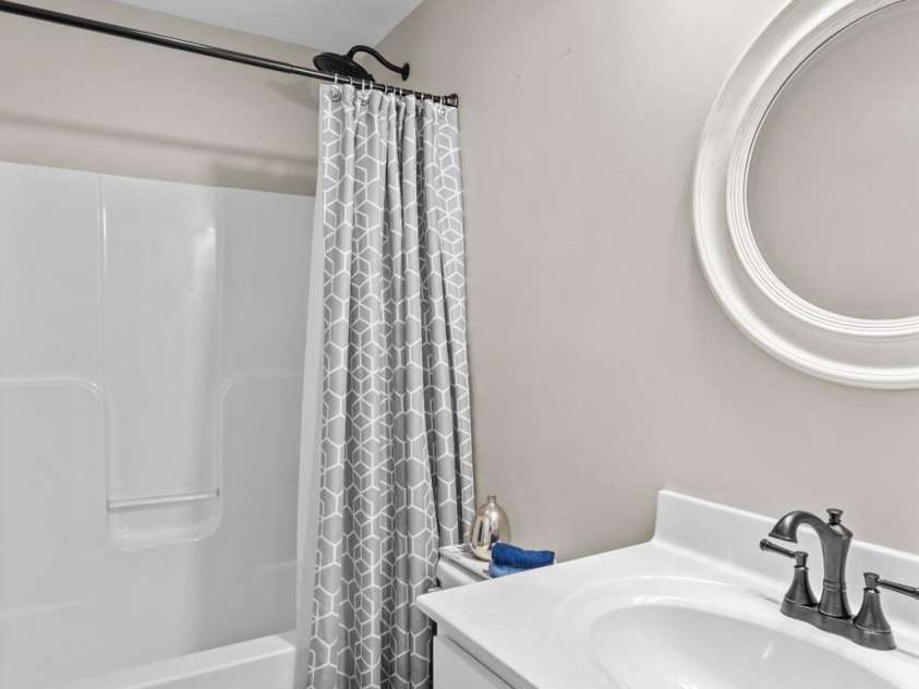 270 Yachtsman Drive, Salisbury, NC 28146.  MLS# CAR4265159, YatesRealty ID 19418. 