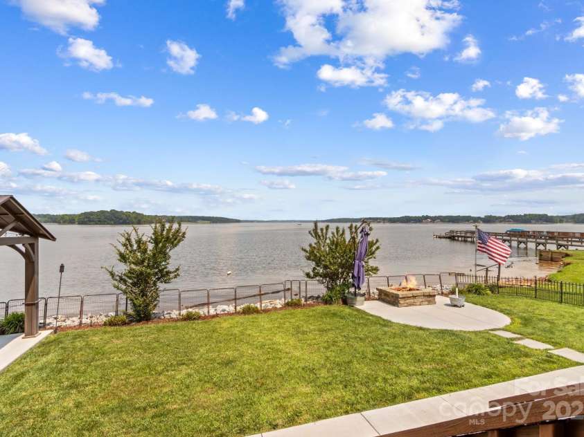 270 Yachtsman Drive, Salisbury, NC 28146.  MLS# CAR4265159, YatesRealty ID 19418. 