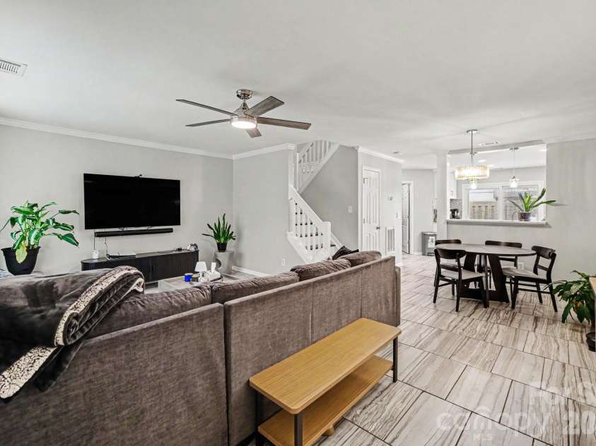 5909 Cougar Lane, Charlotte, NC 28269.  MLS# CAR4376540, YatesRealty ID 19418. 