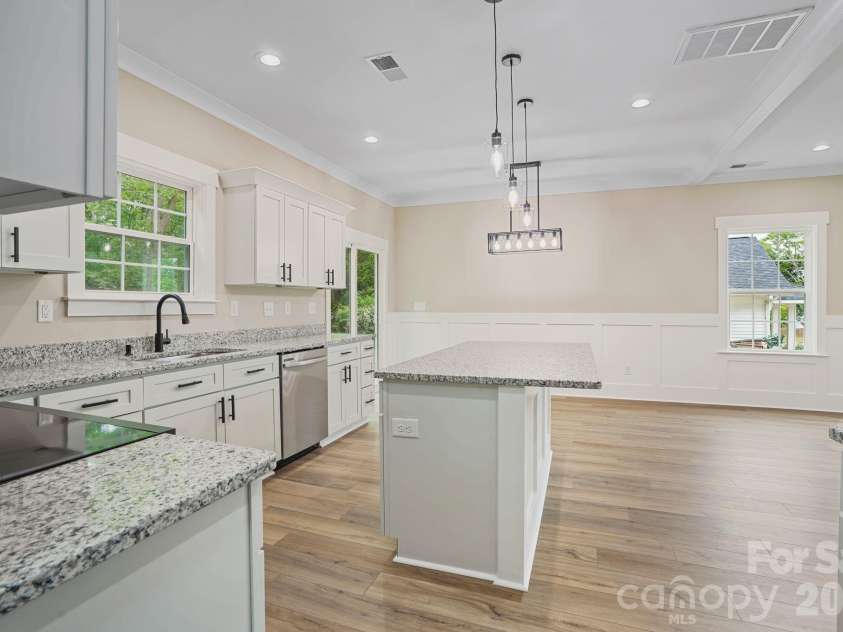 319 Grice Street, Shelby, NC 28150.  MLS# CAR4377750, YatesRealty ID 19419. Kitchen/Dining Area
