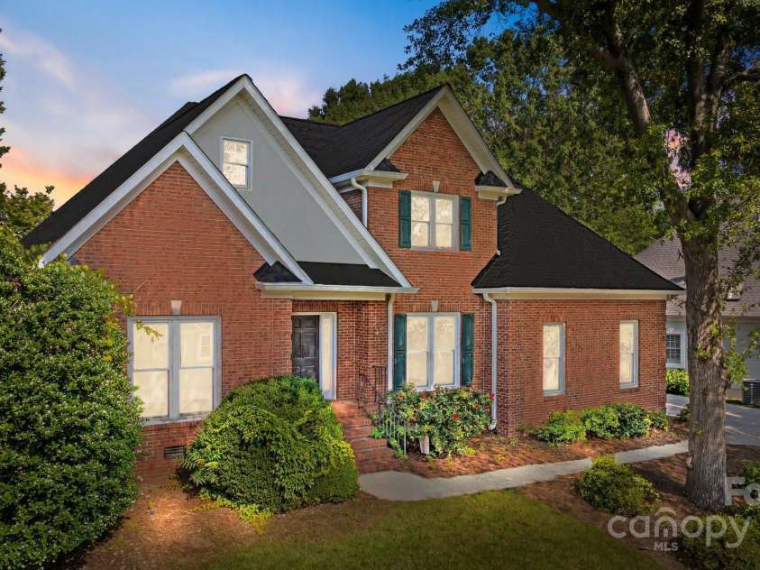 765 Portpatrick Place, Fort Mill, SC 29708.  MLS# CAR4266995, YatesRealty ID 19419. 
