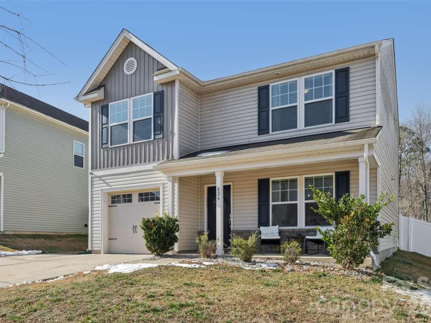 826 Newfound Hollow Drive, Charlotte, NC 28214.  MLS# CAR4343453, YatesRealty ID 1942. 