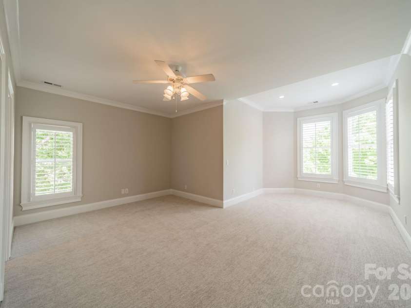106 Hadley Harbor Court, Mooresville, NC 28117.  MLS# CAR4376034, YatesRealty ID 19420. 