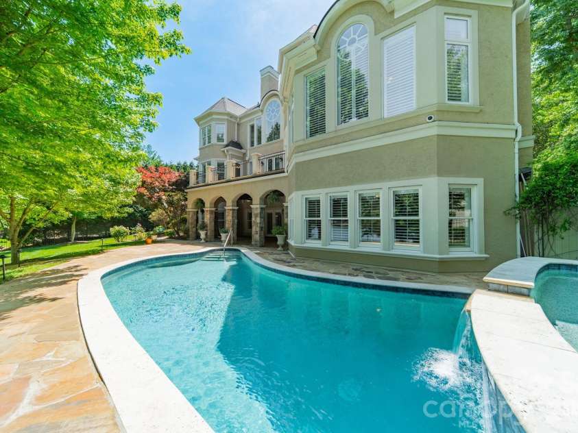 106 Hadley Harbor Court, Mooresville, NC 28117.  MLS# CAR4376034, YatesRealty ID 19420. 