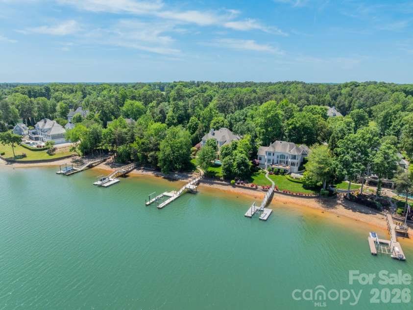 106 Hadley Harbor Court, Mooresville, NC 28117.  MLS# CAR4376034, YatesRealty ID 19420. 