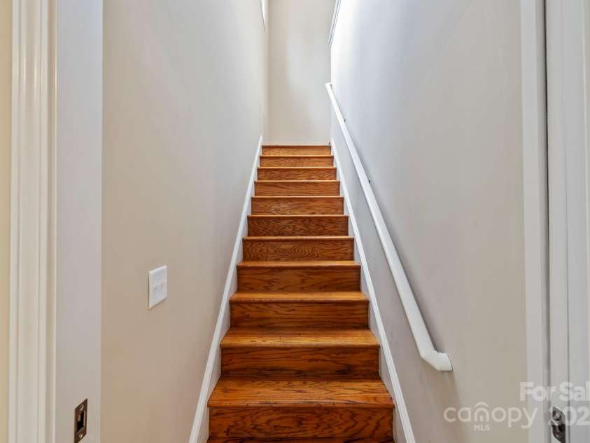 50 Beekeeper Trail, Swannanoa, NC 28778.  MLS# CAR4268124, YatesRealty ID 19420. 