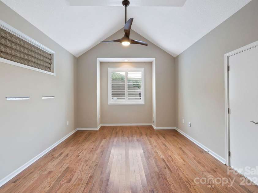 50 Beekeeper Trail, Swannanoa, NC 28778.  MLS# CAR4268124, YatesRealty ID 19420. Additional Primary Upstairs