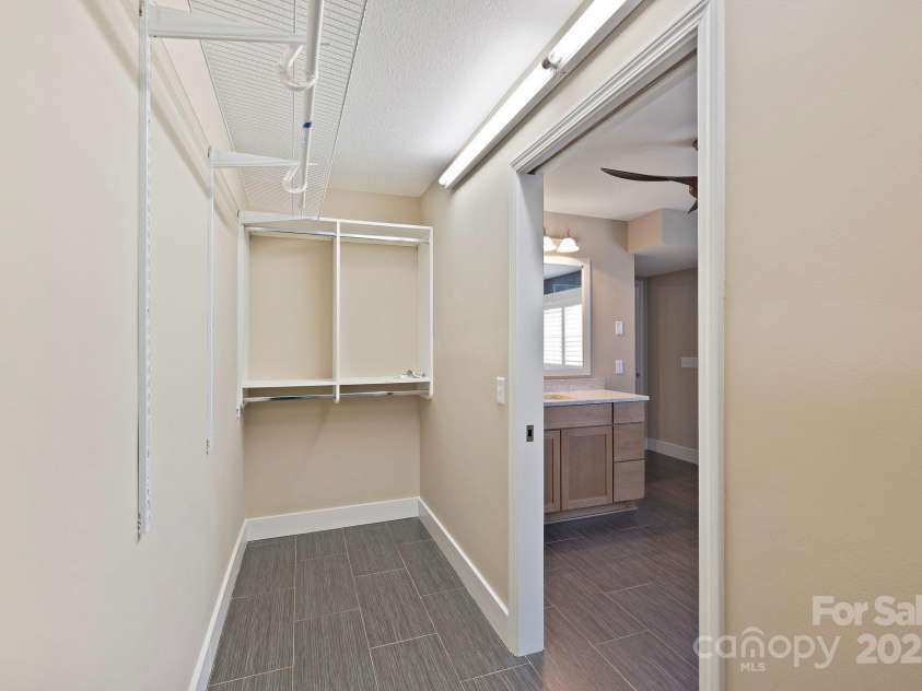 50 Beekeeper Trail, Swannanoa, NC 28778.  MLS# CAR4268124, YatesRealty ID 19420. Primary Walk in Closet
