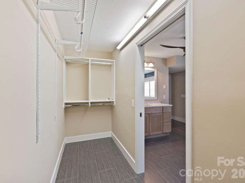 50 Beekeeper Trail, Swannanoa, NC 28778.  MLS# CAR4333186, YatesRealty ID 19420. 