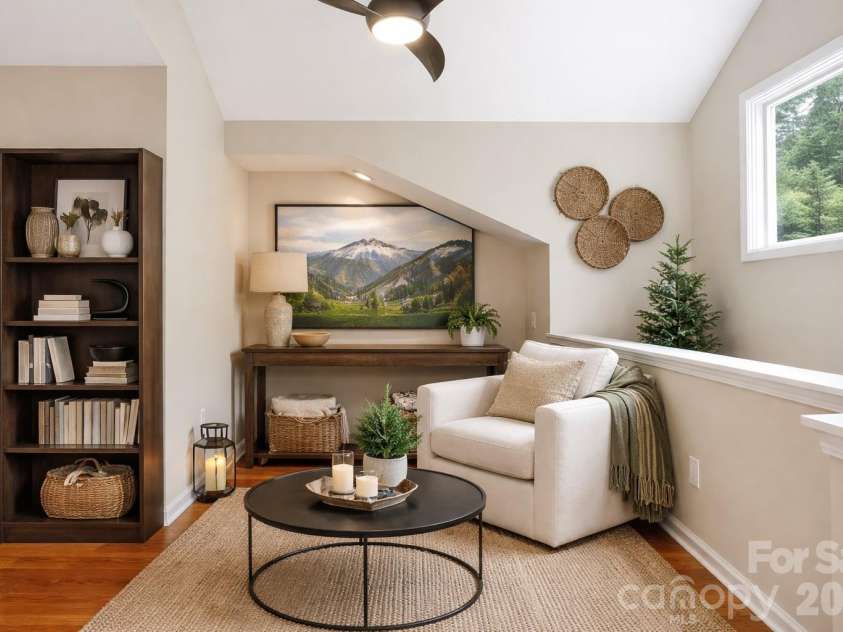 50 Beekeeper Trail, Swannanoa, NC 28778.  MLS# CAR4333186, YatesRealty ID 19420. 