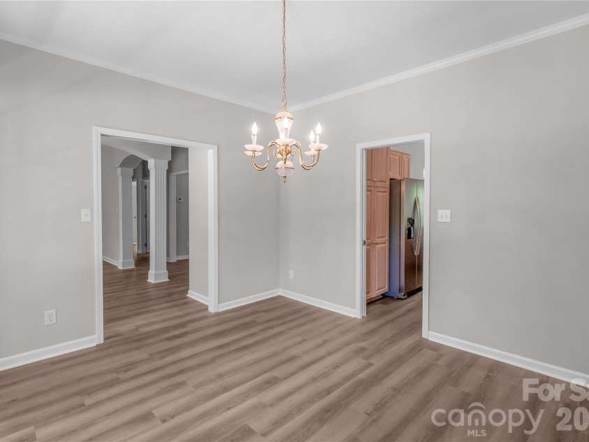 10713 Ridge Acres Road, Charlotte, NC 28214.  MLS# CAR4360021, YatesRealty ID 19421. 
