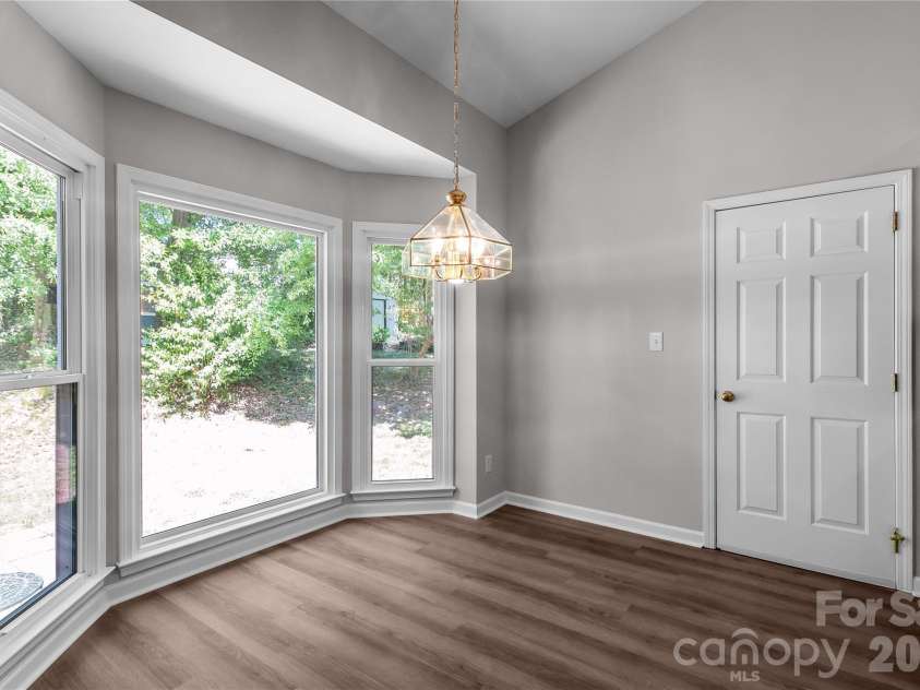 10713 Ridge Acres Road, Charlotte, NC 28214.  MLS# CAR4360021, YatesRealty ID 19421. 