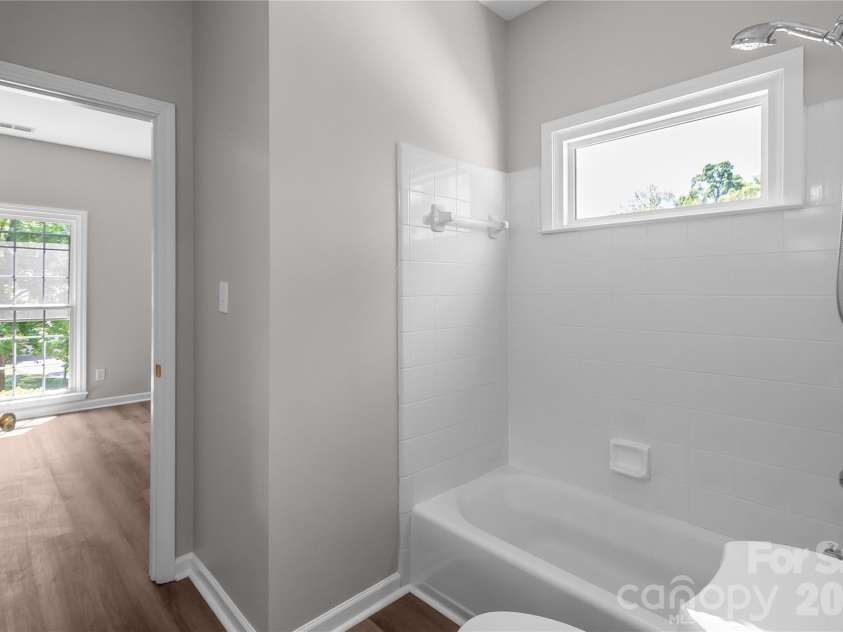 10713 Ridge Acres Road, Charlotte, NC 28214.  MLS# CAR4360021, YatesRealty ID 19421. 