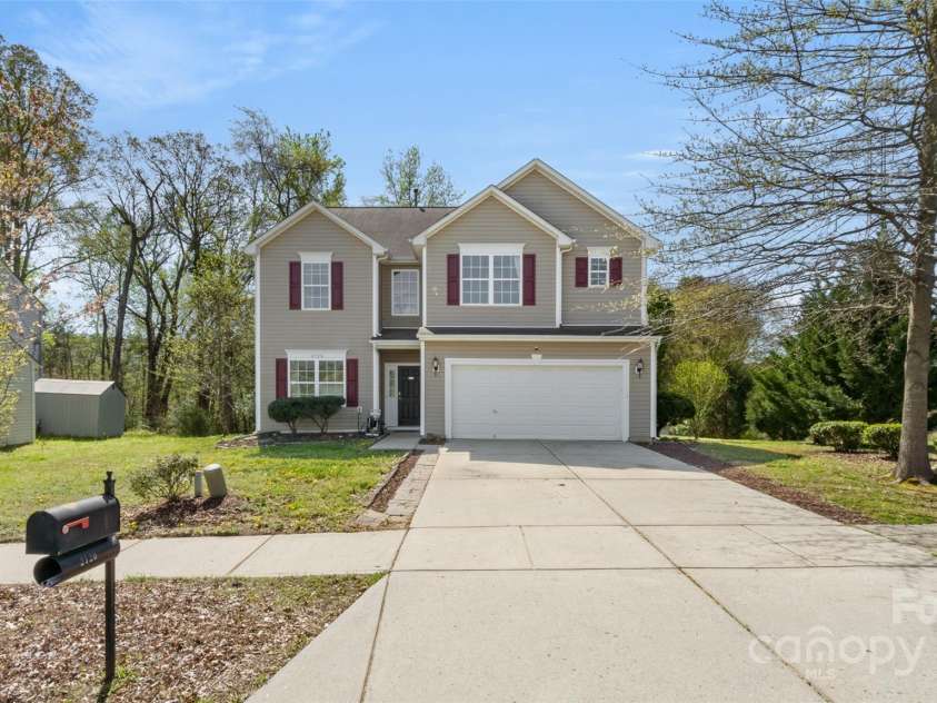 2120 Turtle Point Road, Charlotte, NC 28262.  MLS# CAR4245898, YatesRealty ID 19421. 