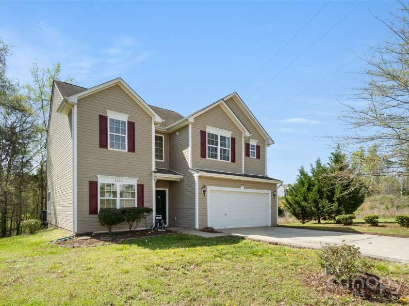2120 Turtle Point Road, Charlotte, NC 28262.  MLS# CAR4245898, YatesRealty ID 19421. 