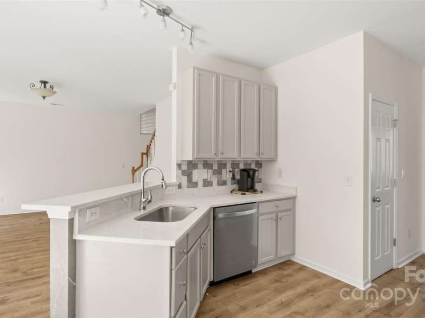 2120 Turtle Point Road, Charlotte, NC 28262.  MLS# CAR4245898, YatesRealty ID 19421. 