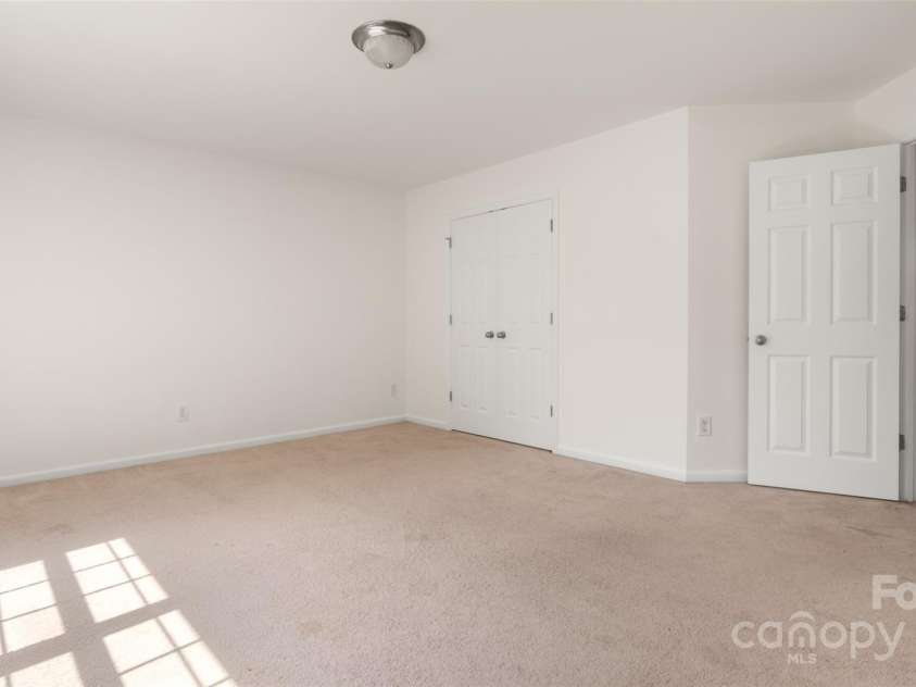 2120 Turtle Point Road, Charlotte, NC 28262.  MLS# CAR4245898, YatesRealty ID 19421. 