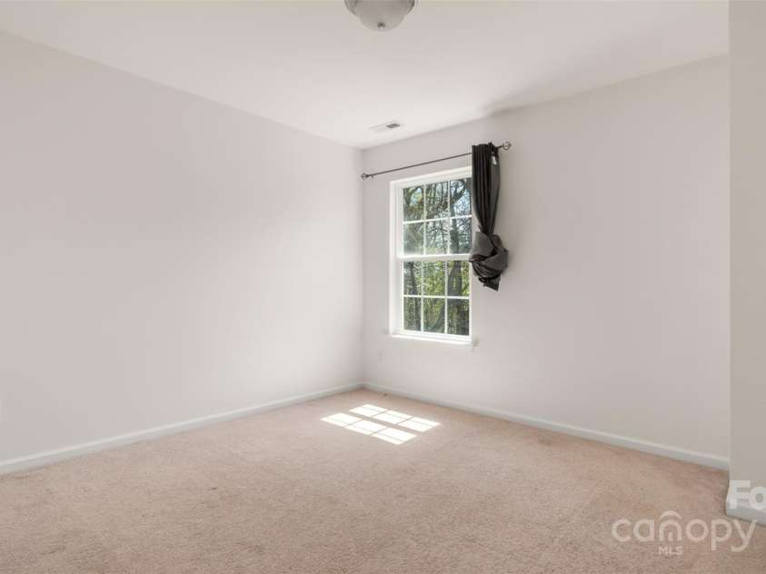 2120 Turtle Point Road, Charlotte, NC 28262.  MLS# CAR4245898, YatesRealty ID 19421. 