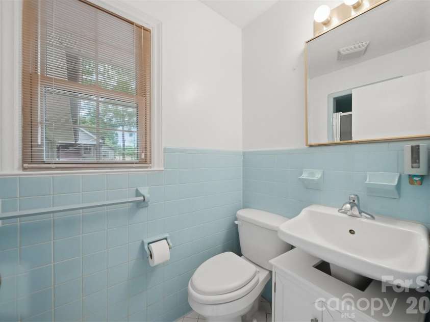 105 Ann Street, Morganton, NC 28655.  MLS# CAR4371438, YatesRealty ID 19422. 