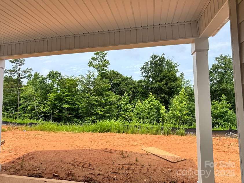 1453 Ardmore Drive, Sherrills Ford, NC 28673.  MLS# CAR4237676, YatesRealty ID 19423. 