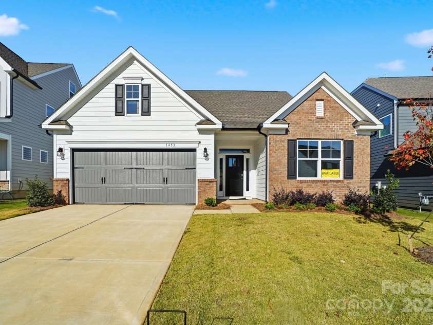 1453 Ardmore Drive, Sherrills Ford, NC 28673.  MLS# CAR4237676, YatesRealty ID 19423. 