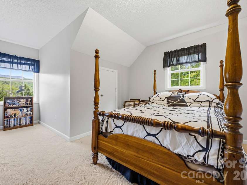 48 Open Range Drive, Barnardsville, NC 28709.  MLS# CAR4377607, YatesRealty ID 19424. 