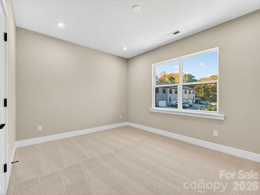 325 Ardmore Drive, Belmont, NC 28012.  MLS# CAR4378189, YatesRealty ID 19425. Secondary bedroom