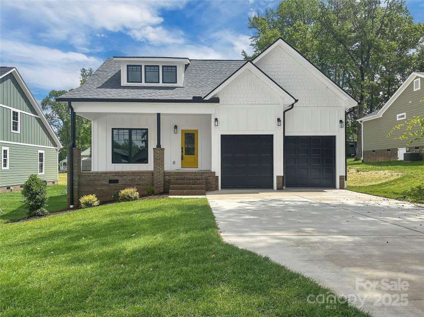 420 Fulton Drive, Kings Mountain, NC 28086.  MLS# CAR4251242, YatesRealty ID 19425. 