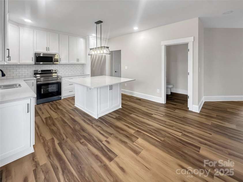 420 Fulton Drive, Kings Mountain, NC 28086.  MLS# CAR4251242, YatesRealty ID 19425. 