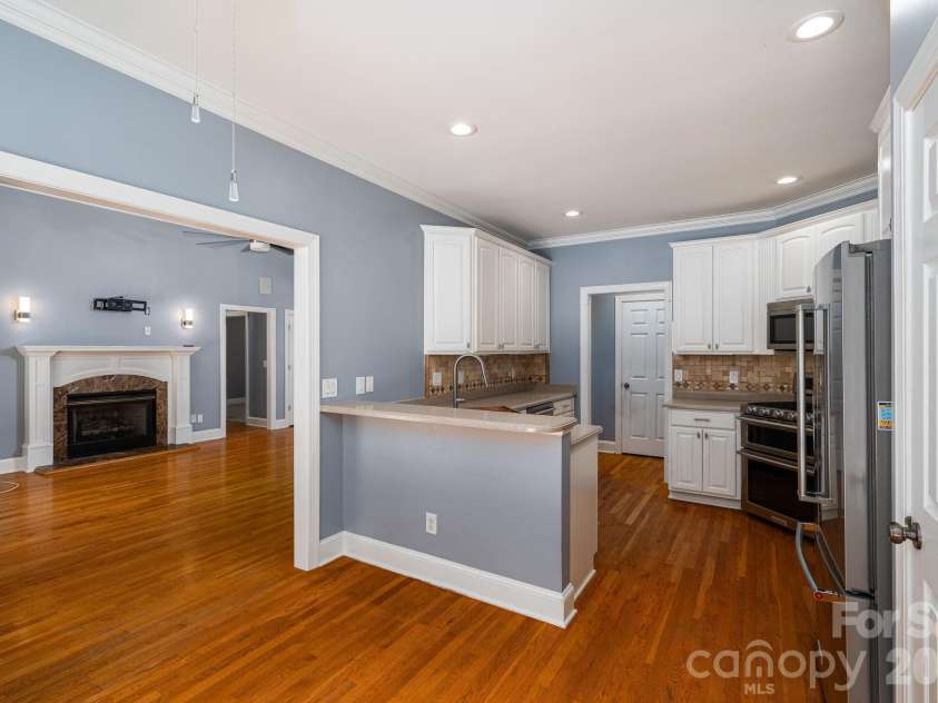 122 Maple View Drive, Troutman, NC 28166.  MLS# CAR4378569, YatesRealty ID 19426. 