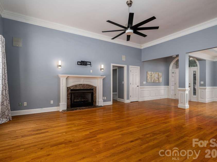 122 Maple View Drive, Troutman, NC 28166.  MLS# CAR4378569, YatesRealty ID 19426. 