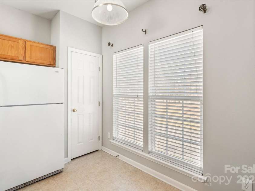 8177 Millwright Lane, Charlotte, NC 28277.  MLS# CAR4251403, YatesRealty ID 19427. 